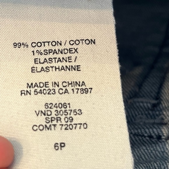 Gap Low rise flare jeans - darker wash - Picture 5 of 5